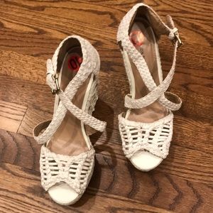 Obsession Rules(Valencia Woven Wedge Sandal)